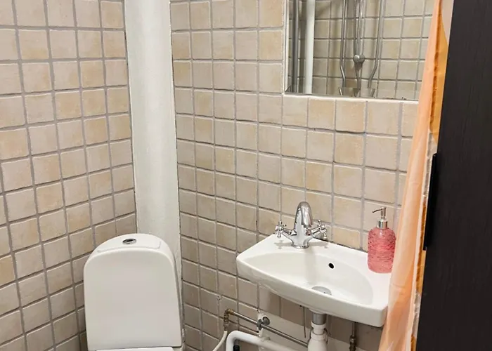 Convenient - Close To Everything *